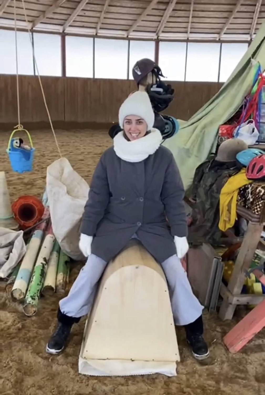 Помогаем иппоклубу «Берегиня»